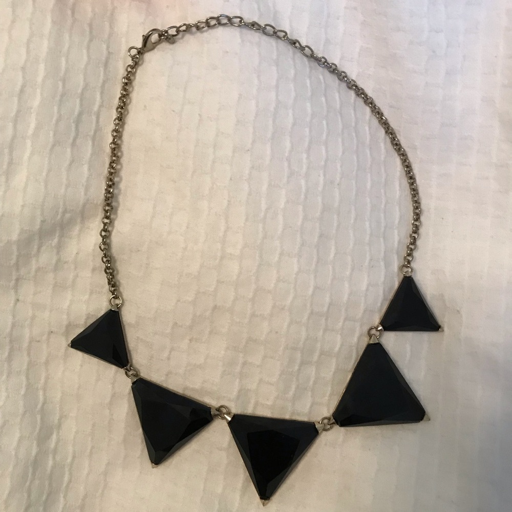 Forever 21 black statement necklace